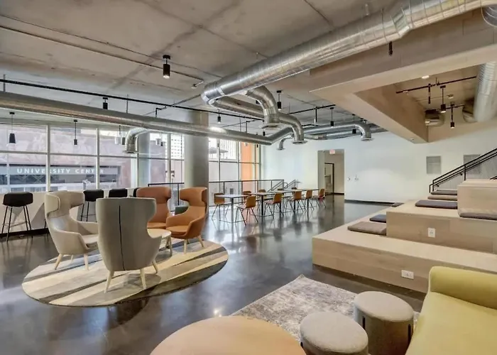 Boulevard Downtown Highrise Stu Sky Pool Parking Gym 08 Apartment