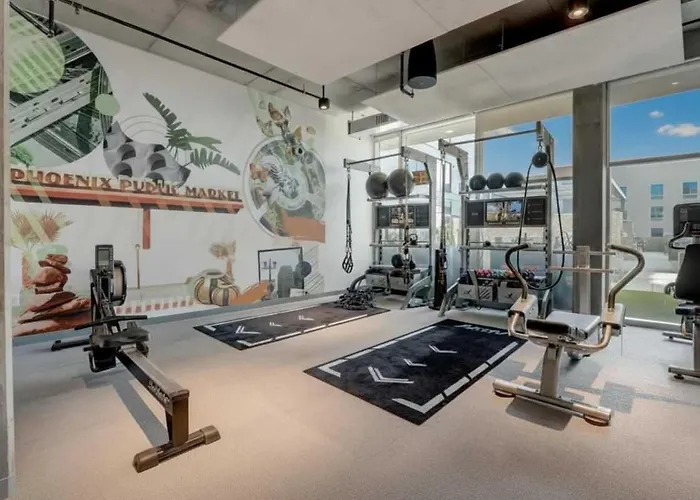Apartment Boulevard Downtown Highrise Stu Sky Pool Parking Gym 08 Phoenix